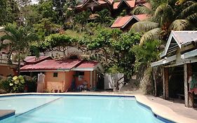 Hilltop Cottages
